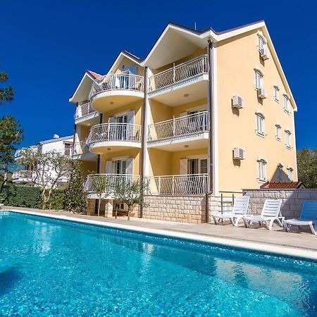 Apartments With A Swimming Pool Jadranovo, Crikvenica - 3238 Екстер'єр фото