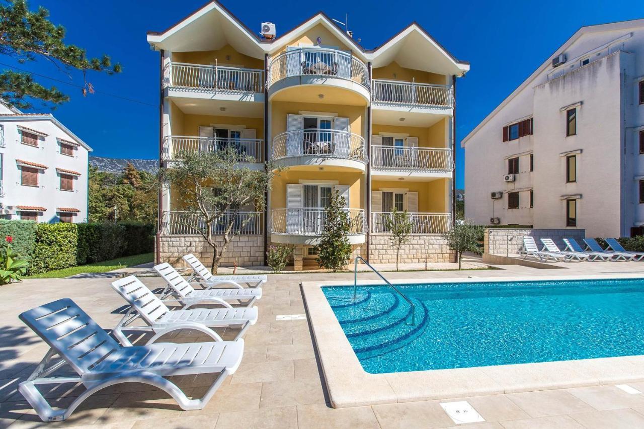 Apartments With A Swimming Pool Jadranovo, Crikvenica - 3238 Екстер'єр фото