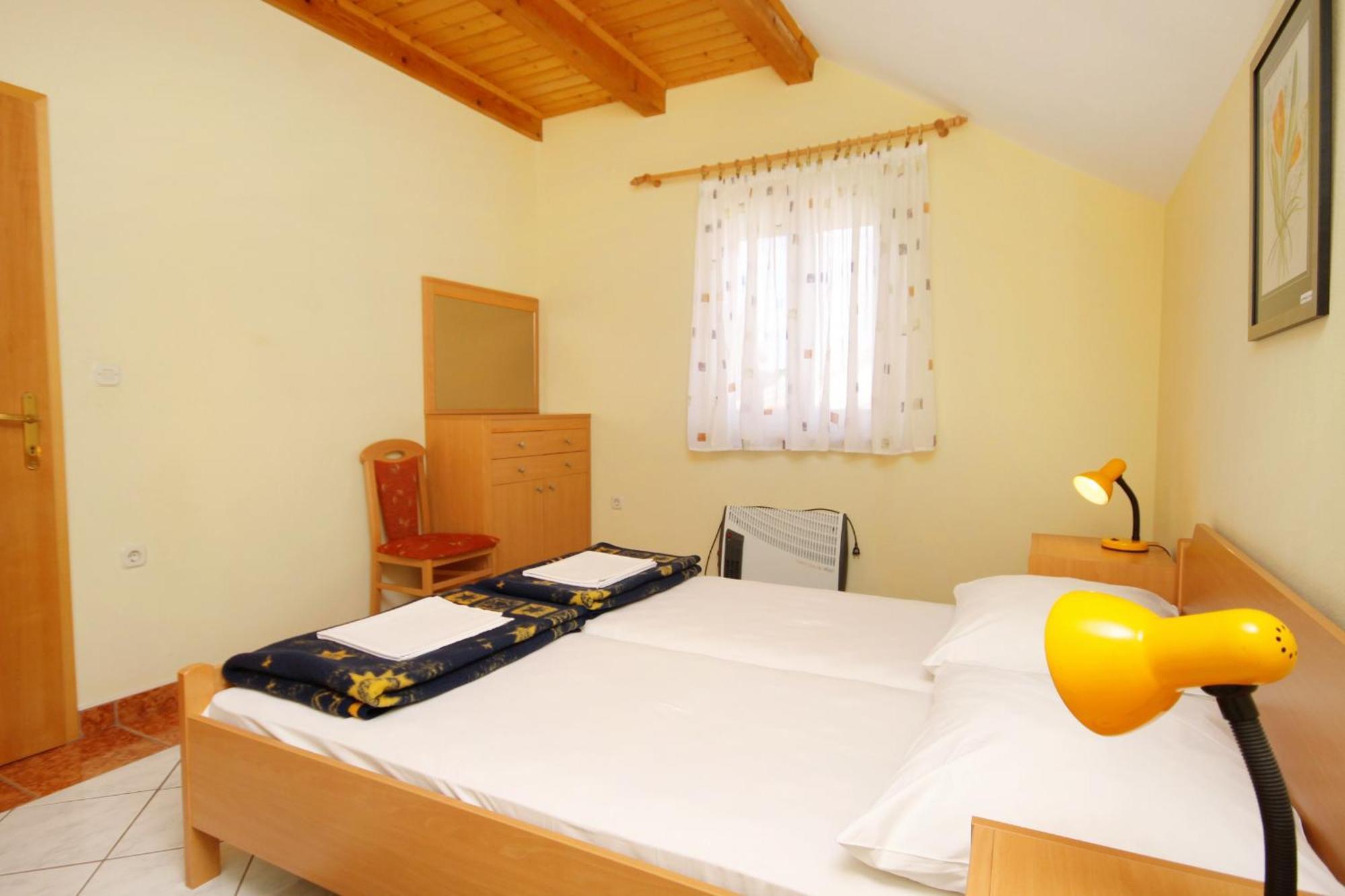 Apartments With A Swimming Pool Jadranovo, Crikvenica - 3238 Номер фото